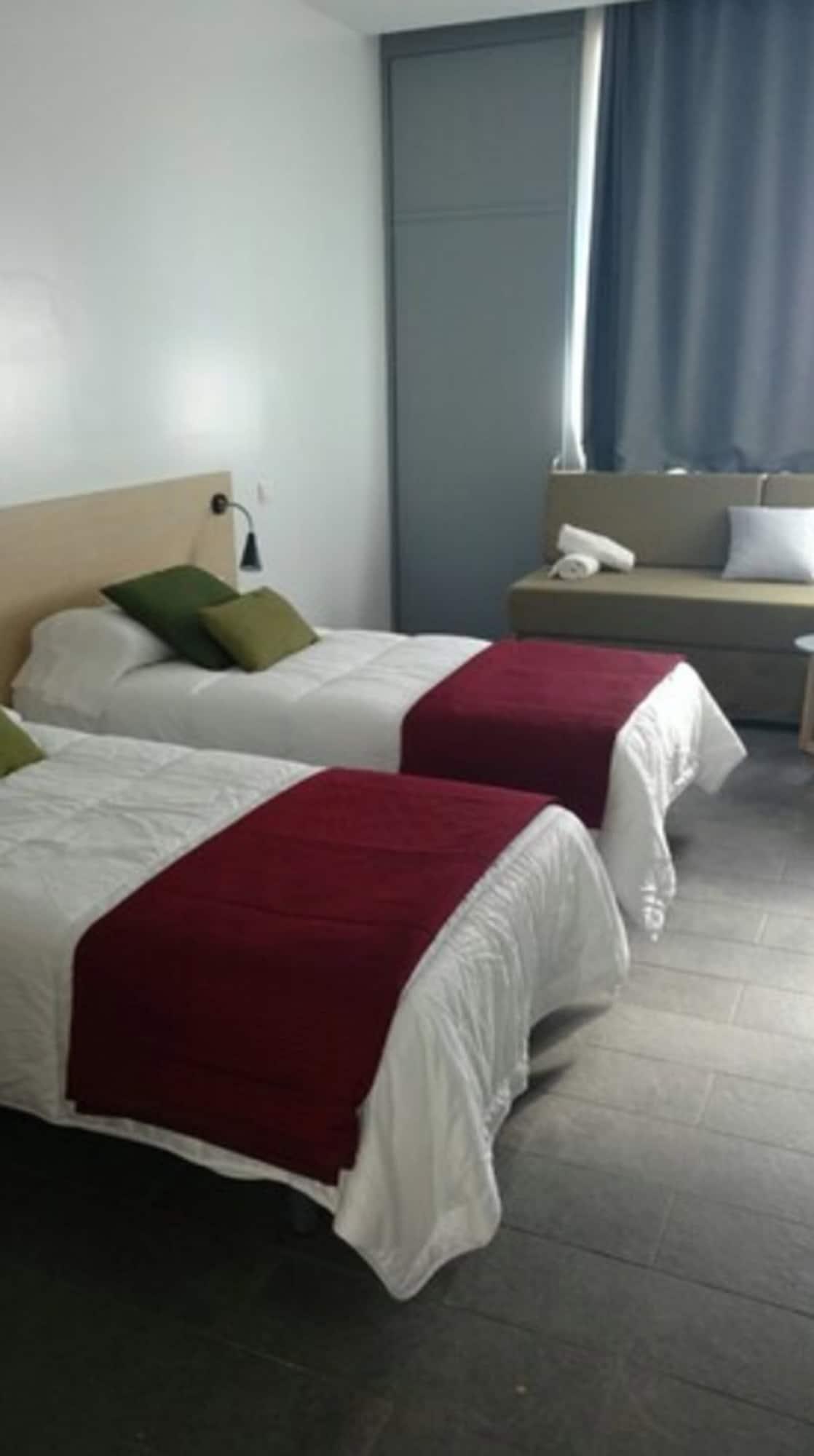 Centre Esplai Albergue El Prat de Llobregat Ngoại thất bức ảnh