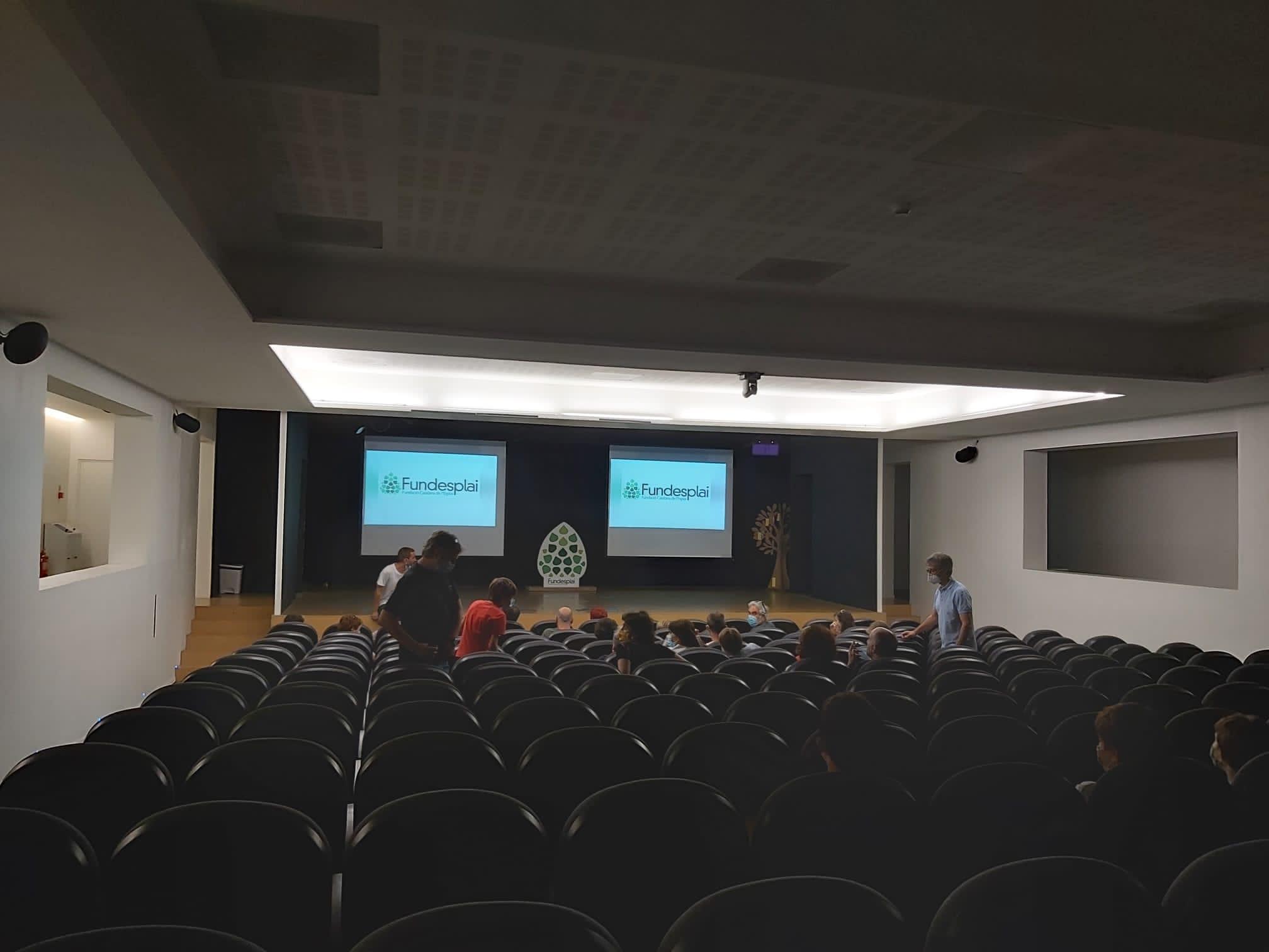 Centre Esplai Albergue El Prat de Llobregat Ngoại thất bức ảnh