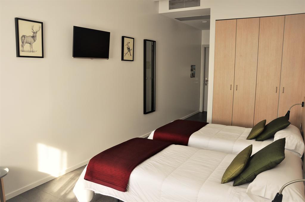 Centre Esplai Albergue El Prat de Llobregat Ngoại thất bức ảnh
